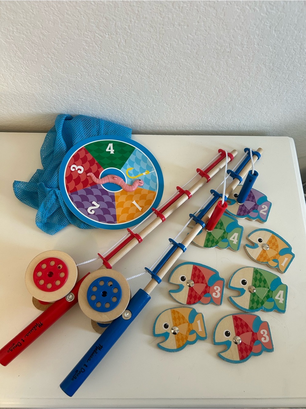 Melissa & Doug Catch & Count Magnetic Fishing Rod Game Kids Learning